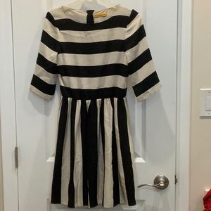 Alice + Olivia black/Creme striped dress, size S